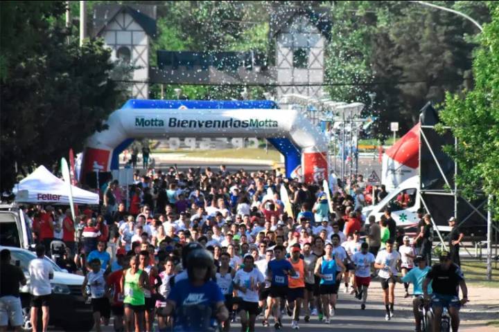 Invitaron a la Maratón de la Avicultura en Crespo, una jornada que unirá deporte, música y gastronomía