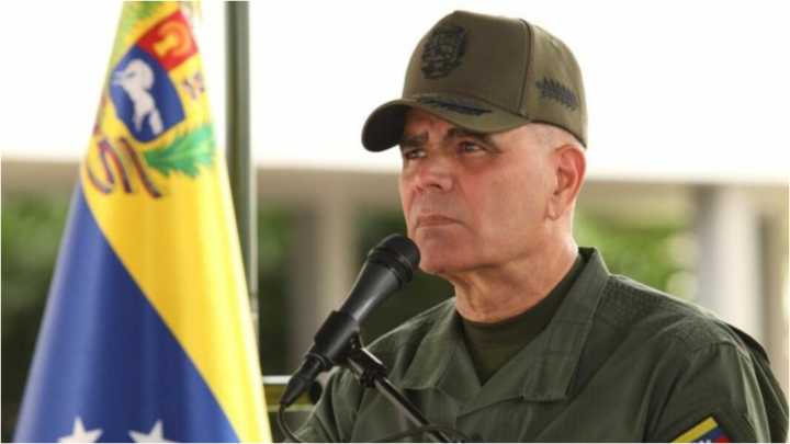 "Colombia cuenta con respaldo moral y físico de la FANB" en la frontera, destacó Padrino López
