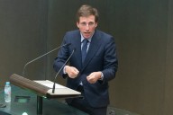 Almeida a Maroto: “Fui generoso al llamarla indigente intelectual”