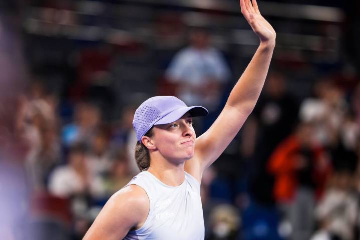 Iga Swiatek Makes Bold Team Commitment After Unexpected China Setback: “They’re Really Committed”