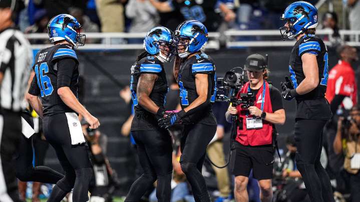 Lions RB Jahmyr Gibbs in a league of his own with blazing TD runs