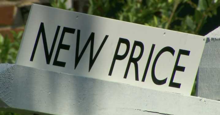 Mortgage rates fall again during government shutdown