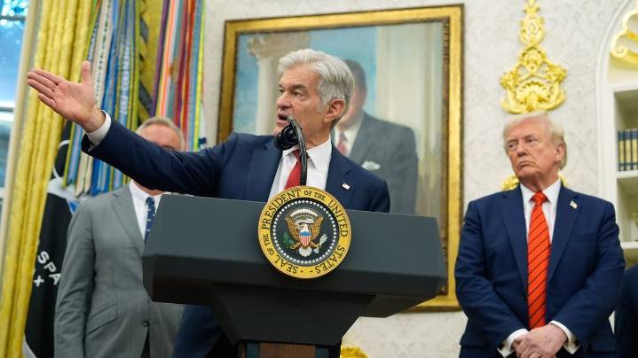 Some furloughed workers will return to manage health insurance open enrollment as shutdown drags on