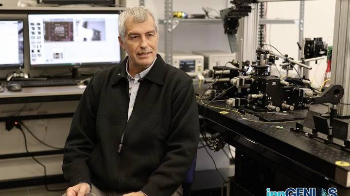 El experto en Fotónica de la UMA Iñigo Molina, entre los 100 más relevantes del mundo en su área, según una revista
