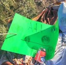 Arrojan 3 encobijados en el km 20 con cartulina firmada por 'La Línea'