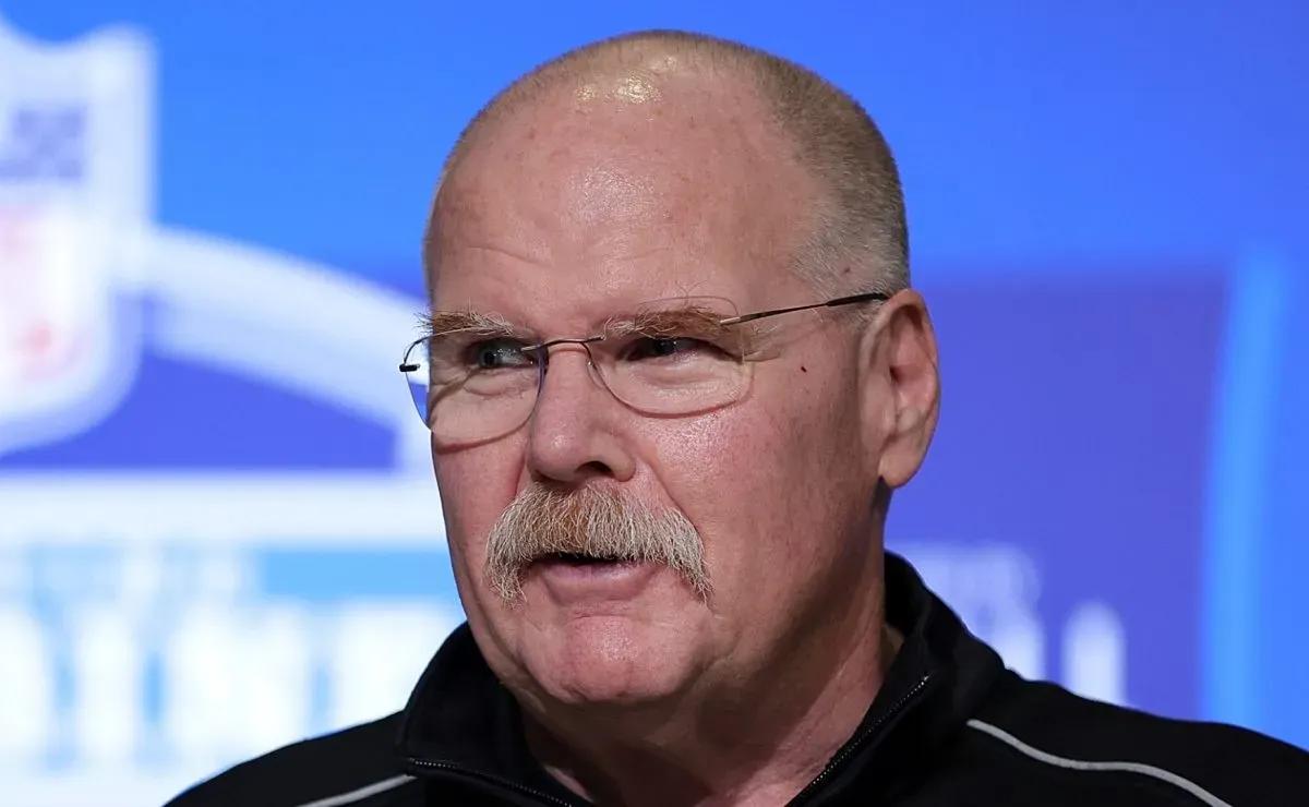 NFL News: Andy Reid sends clear message to Chris Jones after controversial play in Chiefs loss against Jaguars