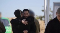 Hamás entrega a todos los rehenes vivos y pone fin a su cautiverio en Gaza
