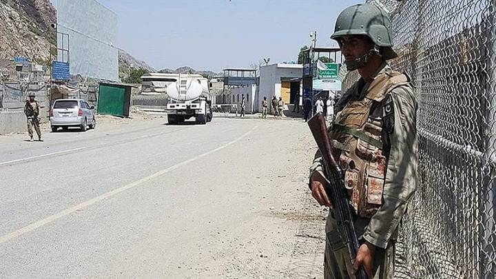Pakistan Army Claims '5 Soldiers, 25 Militants Killed' In Fresh Border Clashes With Afghanistan Amid Peace Talks