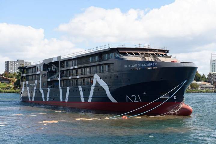 Antarctica21’s New Ship Floats Out at ASENAV