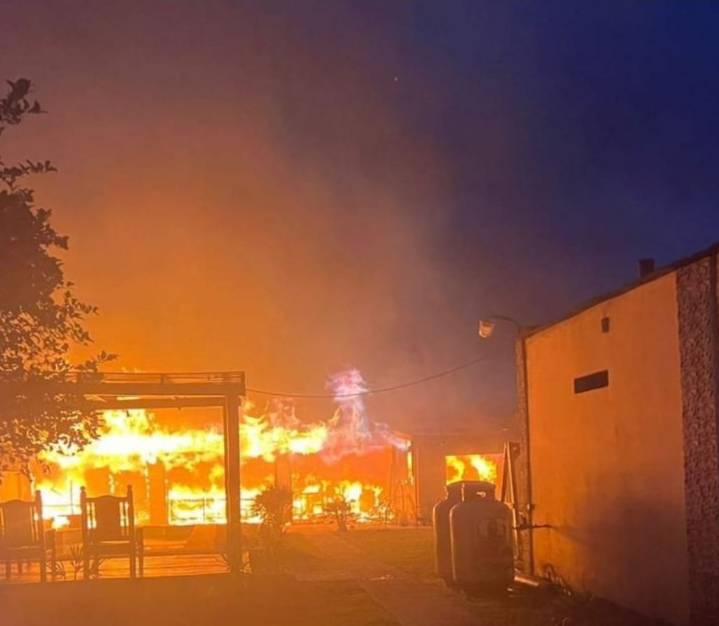 MARGARITA BELÉN: Incendio En Una Panadería Generó Importantes Pérdidas Materiales