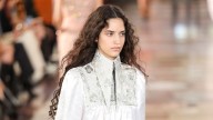 What Are Ghost Lashes? How to Achieve the Trending Natural Eye Makeup Look