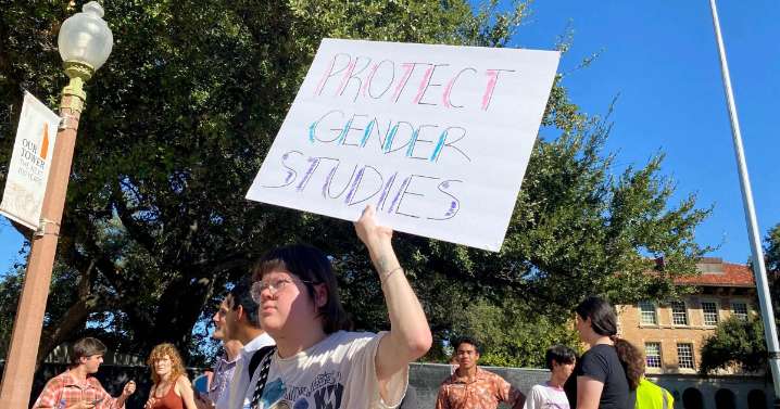 Students, faculty worry UT Austin gender studies 'might come under attack' amid system