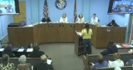 Residents press Lake Worth Beach leaders to take stance on PBSO's cooperation with ICE