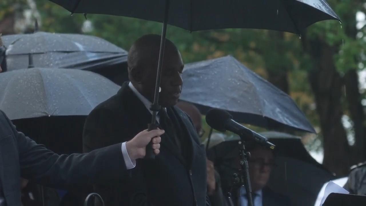 UK deputy PM heckled at vigil for synagogue attack victims in Manchester