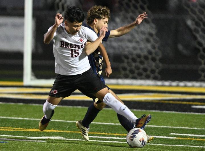 Soccer: Yamir Toto scores big goal as Bremen stuns Lemont