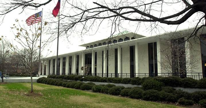 NC General Assembly clears controversial US House map that may secure 11th Republican seat