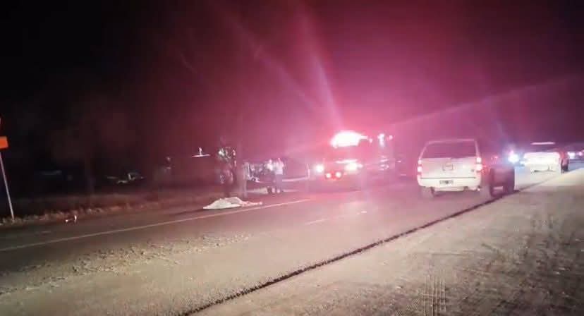 Muere motociclista tras caída en Rincón de Romos