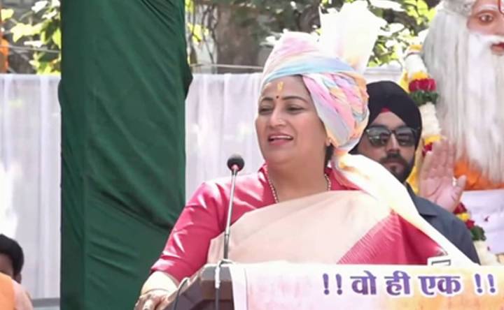 Delhi CM Rekha Gupta visits Trilokpuri, donates Rs 1 lakh for renovation of Valmiki temple