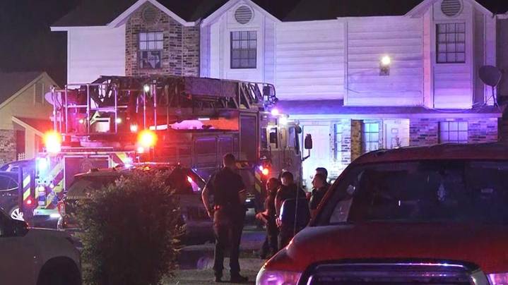 Residents evacuated during fire at northeast-side San Antonio apartments