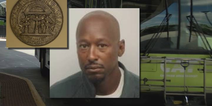 Savannah man charged with multiple attacks, sentenced to 10 years in prison, 10 on probation