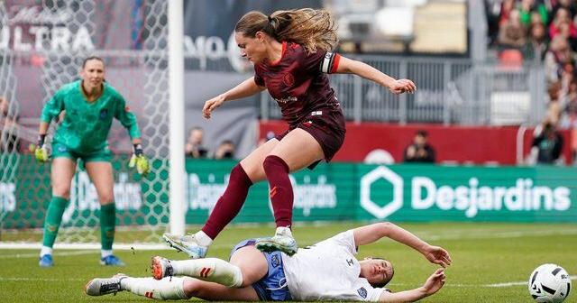 AFC Toronto edges Montreal Roses 2