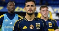 Las dos preocupaciones de Boca: afuera de todo y la duda de Paredes en el Superclásico