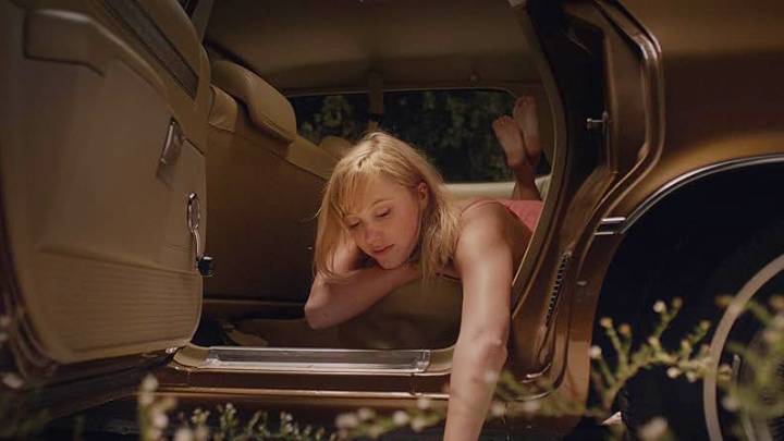 Maika Monroe Hopes To Film 'It Follows' Sequel "Next Year"