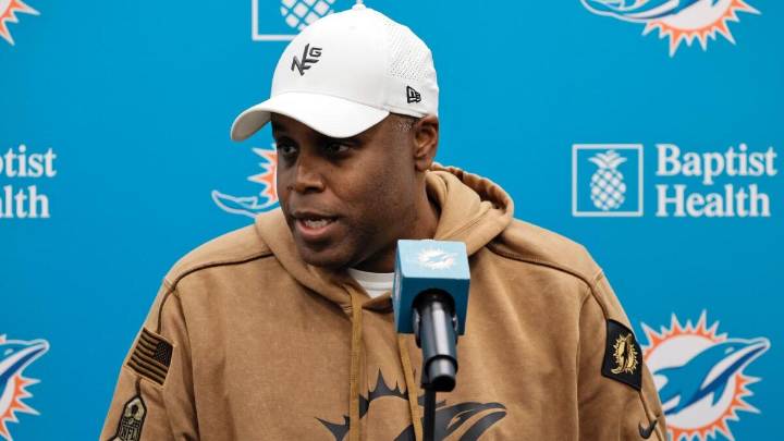 Dolphins oust Chris Grier, reportedly retaining Mike McDaniel for rest of season