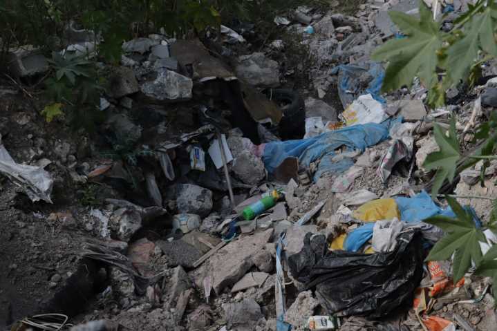 Sobrecargan con 700 toneladas de basura diarias al relleno sanitario de El Chiltepeque; exceden su capacidad en un 60%