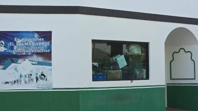 Gatilleros atacan a balazos una gasoline…