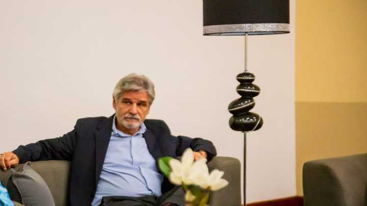 Daniel Filmus presentó su libro "Del péndulo al precipicio" en la UNCA