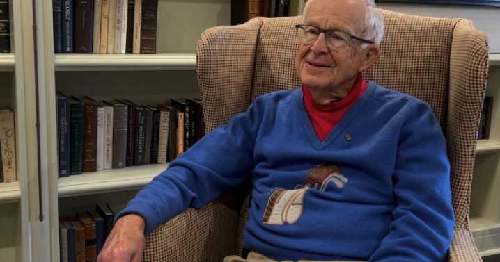 'Little bit of luck': Local golfer's first ace at age 86