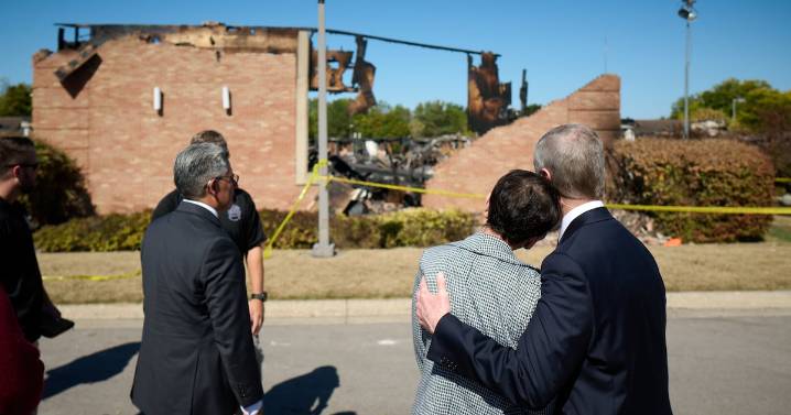 Elder Bednar ministers in Michigan to the victims of Sunday’s deadly attack
