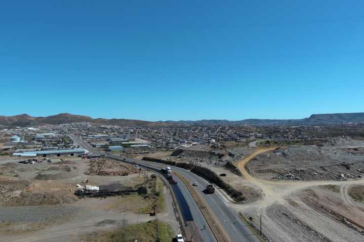 Rehabilita Estado la carretera Parral