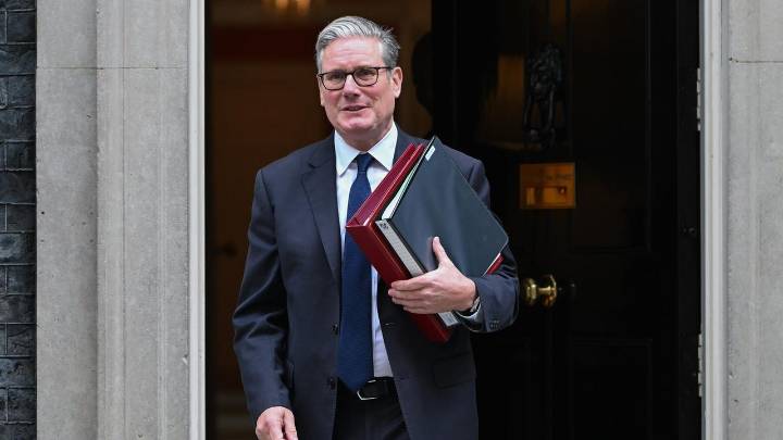 Keir Starmer solicita a los aliados de Kiev que aumenten las donaciones de armas de largo alcance