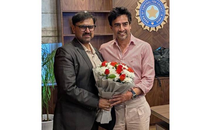 Satish discusses  promotion of  cricket infrastructure development with BCCI president