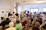 La alegría reina entre los mayores
