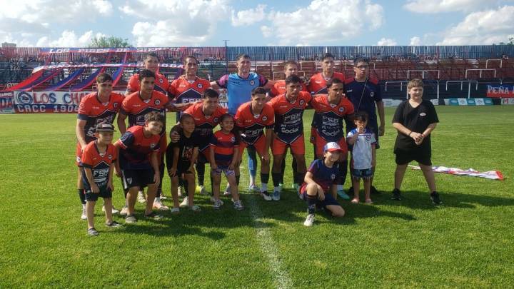 Central Córdoba empata ante Deportivo Español por los cuartos de final de la Primera C