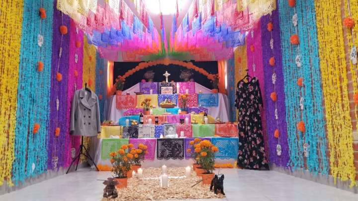 Altares de muertos: sanación emocional y herramientas terapéuticas para afrontar el duelo