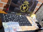 Cocaína y más de un millón de pesos secuestrados en un allanamiento: hay un detenido