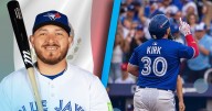 Alejandro Kirk es el primer mexicano en la historia en pegar 2 jonrones en un juego de postemporada de MLB; Azulejos apaleó a Yankees en el arranque de la Serie Divisional