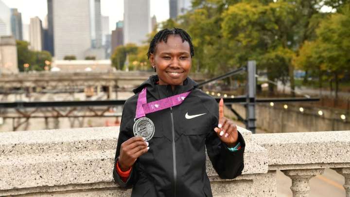 Ruth Chepngetich, suspendida tres años por dopaje, mantiene su récord mundial de maratón