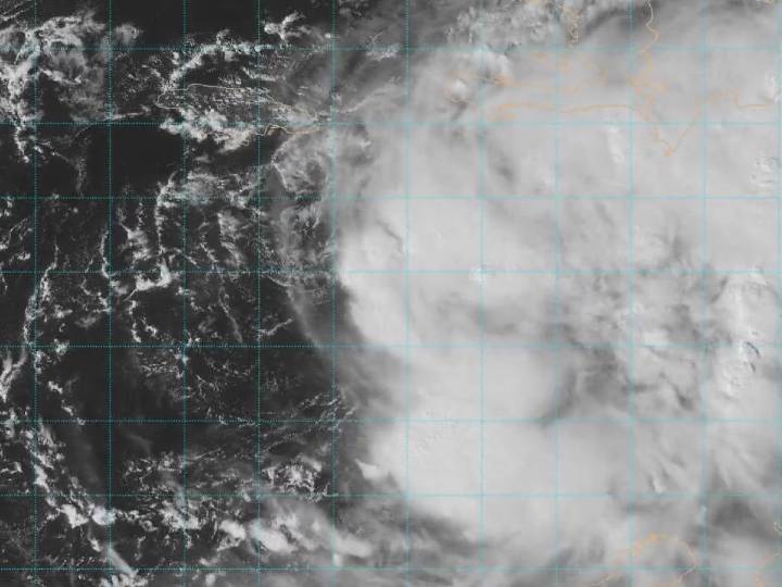 Huracán Melissa impacta en República Dominicana; muertos y heridos