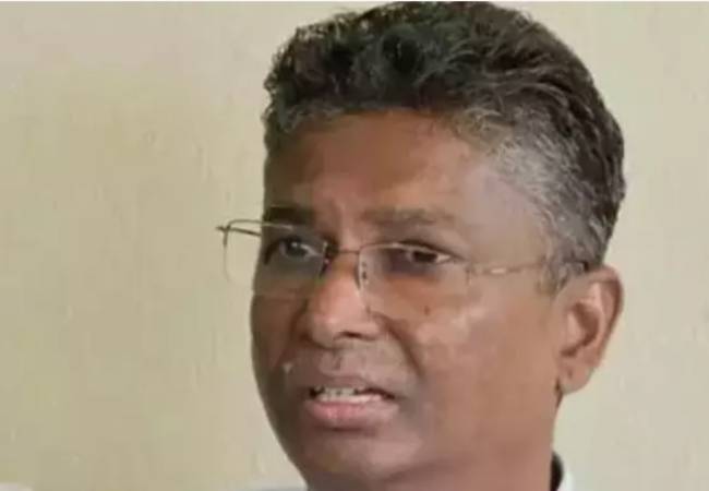 Old faces out, new ones in: Satish Jarkiholi hints at cabinet rev...