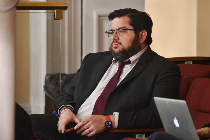 Cristian Valenzuela aclara sus dichos sobre los "parásitos" y defiende su paso por el Estado: "Yo trabajé en Gobiernos y no me siento un parásito"