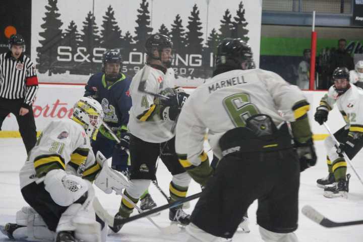 Powassan Voodoos tie it late and take out the Paper Kings
