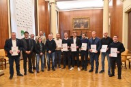 Se firmaron convenios para proyectos sociales y productivos con 9 intendentes
