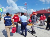 Fortalecen la educación preventiva con simulacro de incendio en embarcaciones de Lázaro Cárdenas