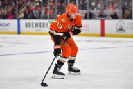 Deadspin | Ducks bring improved offense to Florida to face Panthers