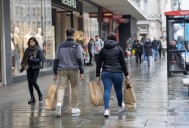 UK retailers struggle again as budget fears weigh on consumers, CBI says